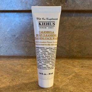 ❤️ 2/$15 Kiehl’s Calendula Face Wash Mini